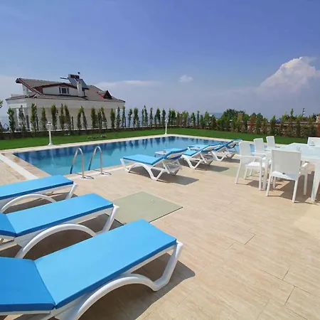 ヴィラ Solite Villa, Oezel Havuzlu, フェティエ