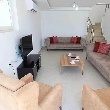 Solite Villa, Oezel Havuzlu, フェティエ