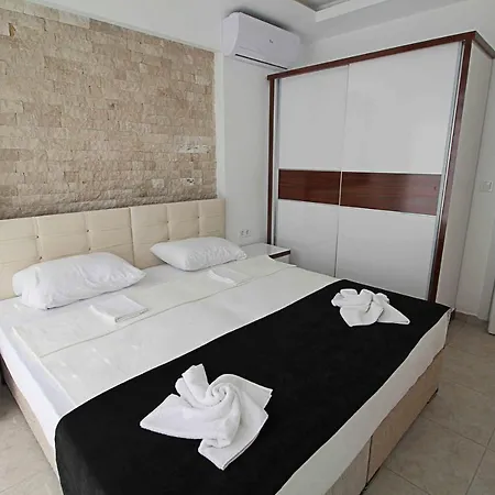 Solite Villa, Oezel Havuzlu, * フェティエ